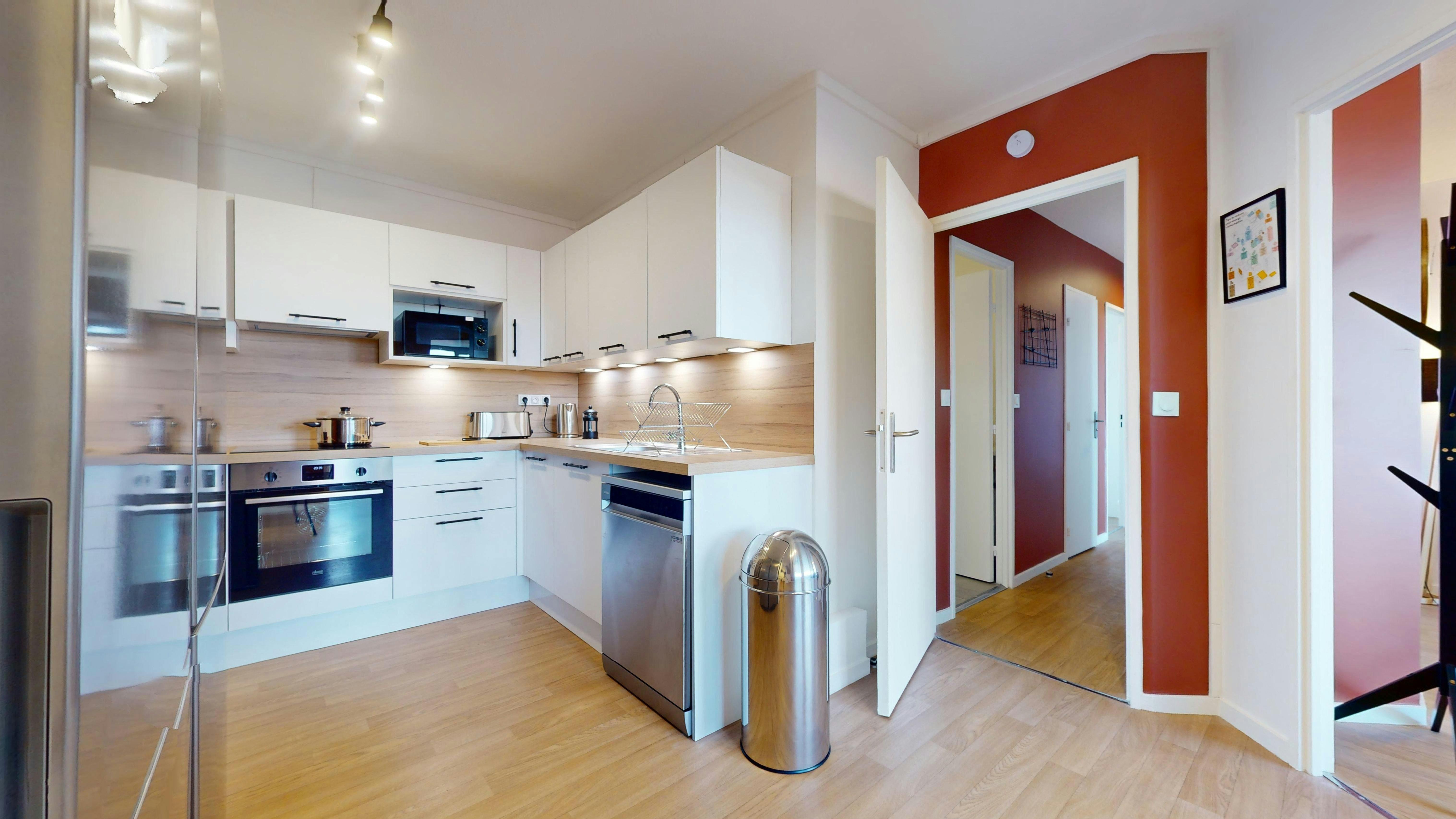 Apartment Créteil, 1 bed, 12m² — photo 1