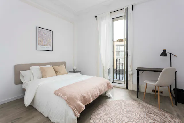 Private room in Carrer de Pelai, Barcelona (1549908) room image 1