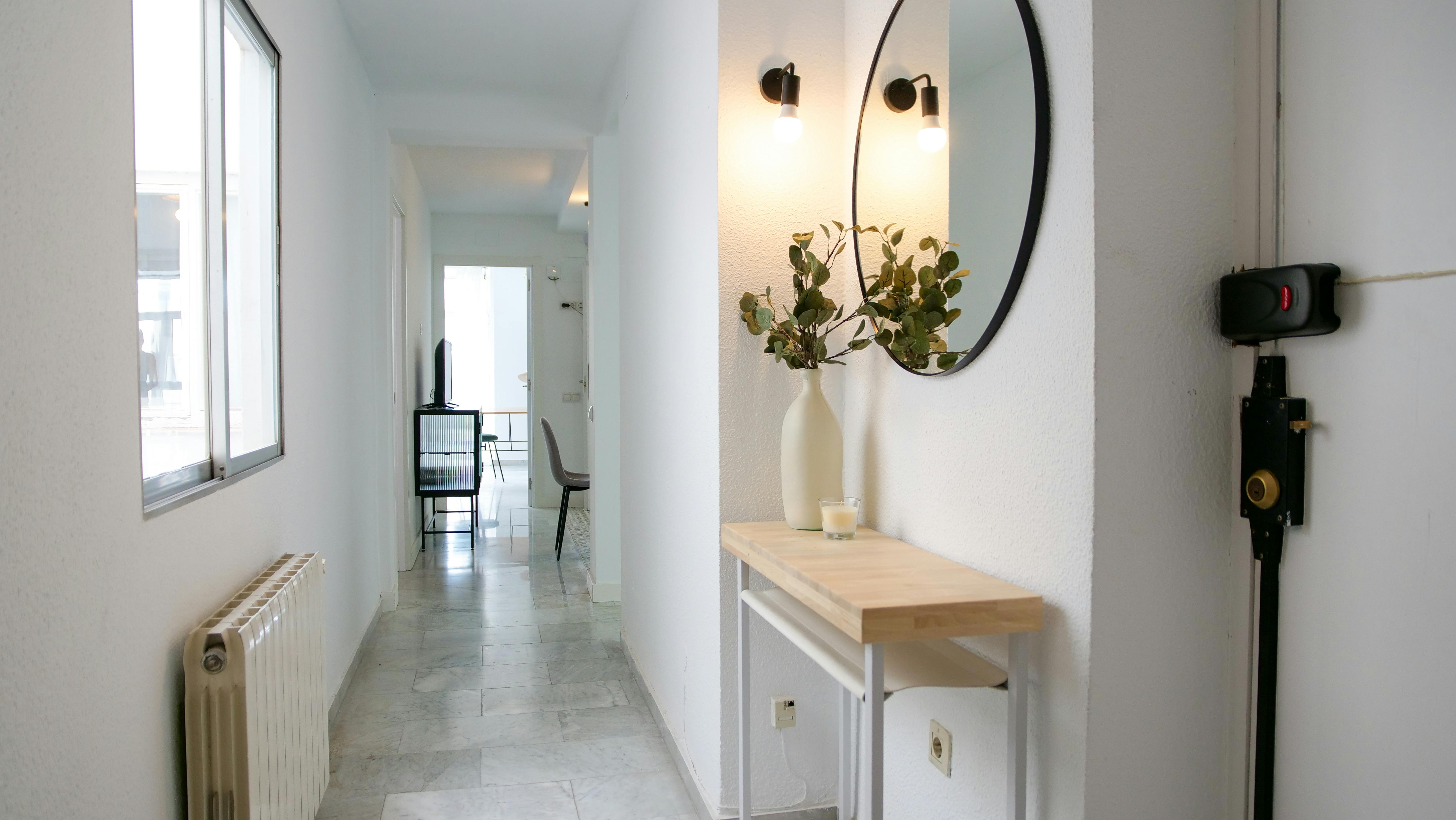 Apartment Alicante, 1 bed, 10m² — photo 2