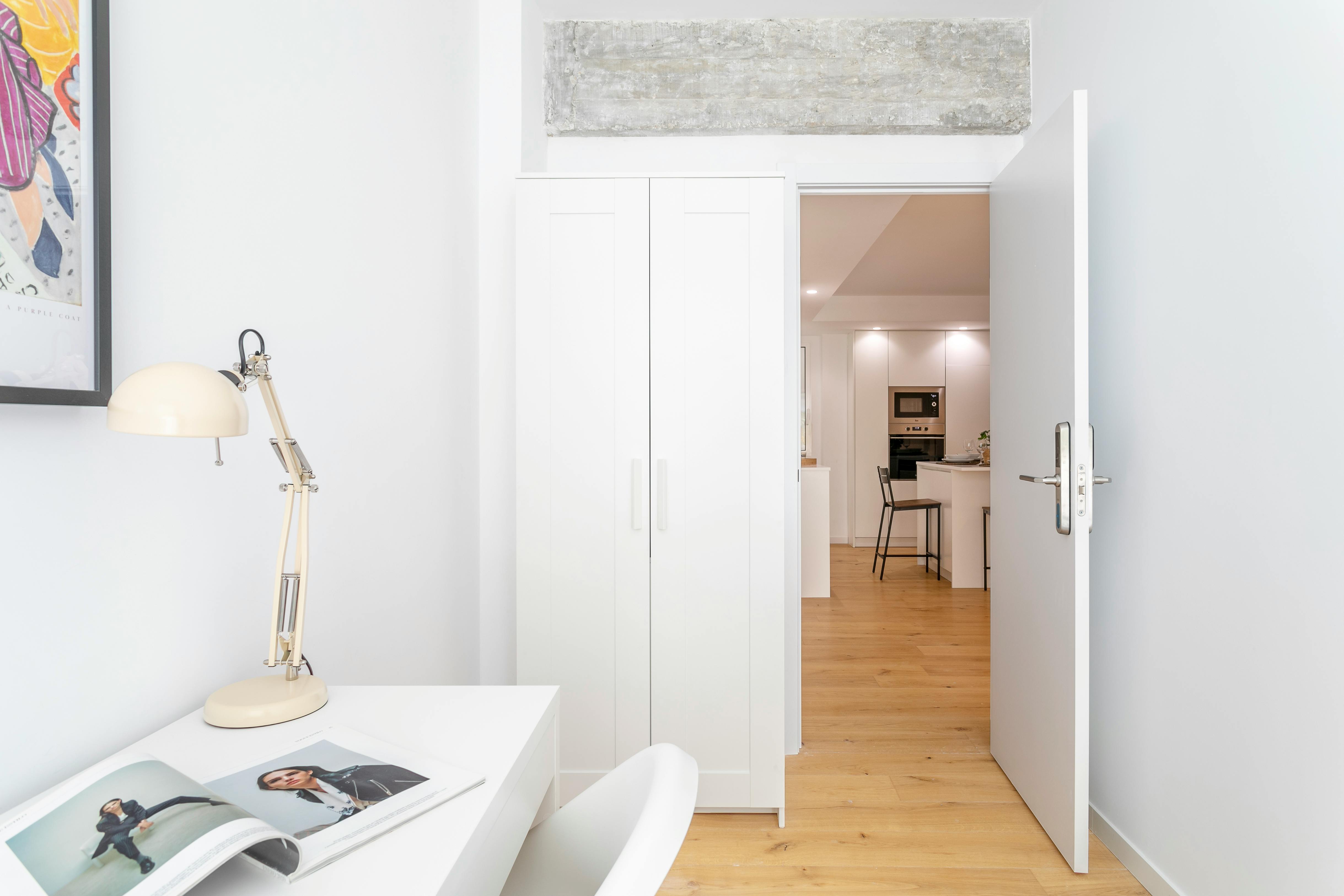 Apartment Alicante, 1 bed, 10m² — photo 2