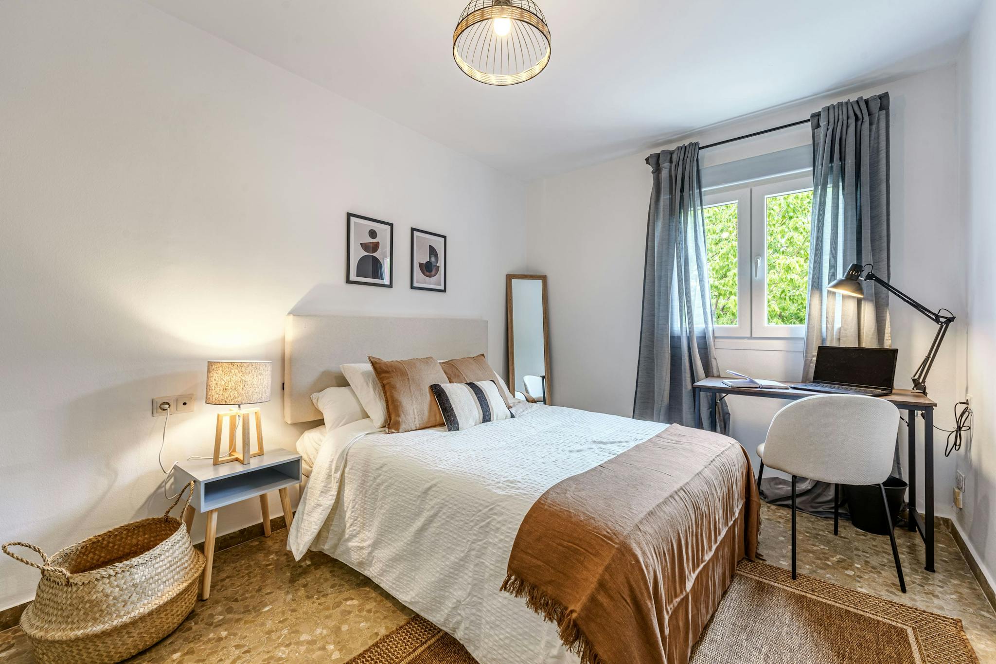 Calle Fernández Fermina, Málaga preview