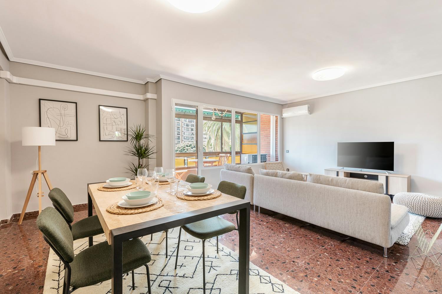 Apartment Valencia, 1 bed, 12m² — photo 8