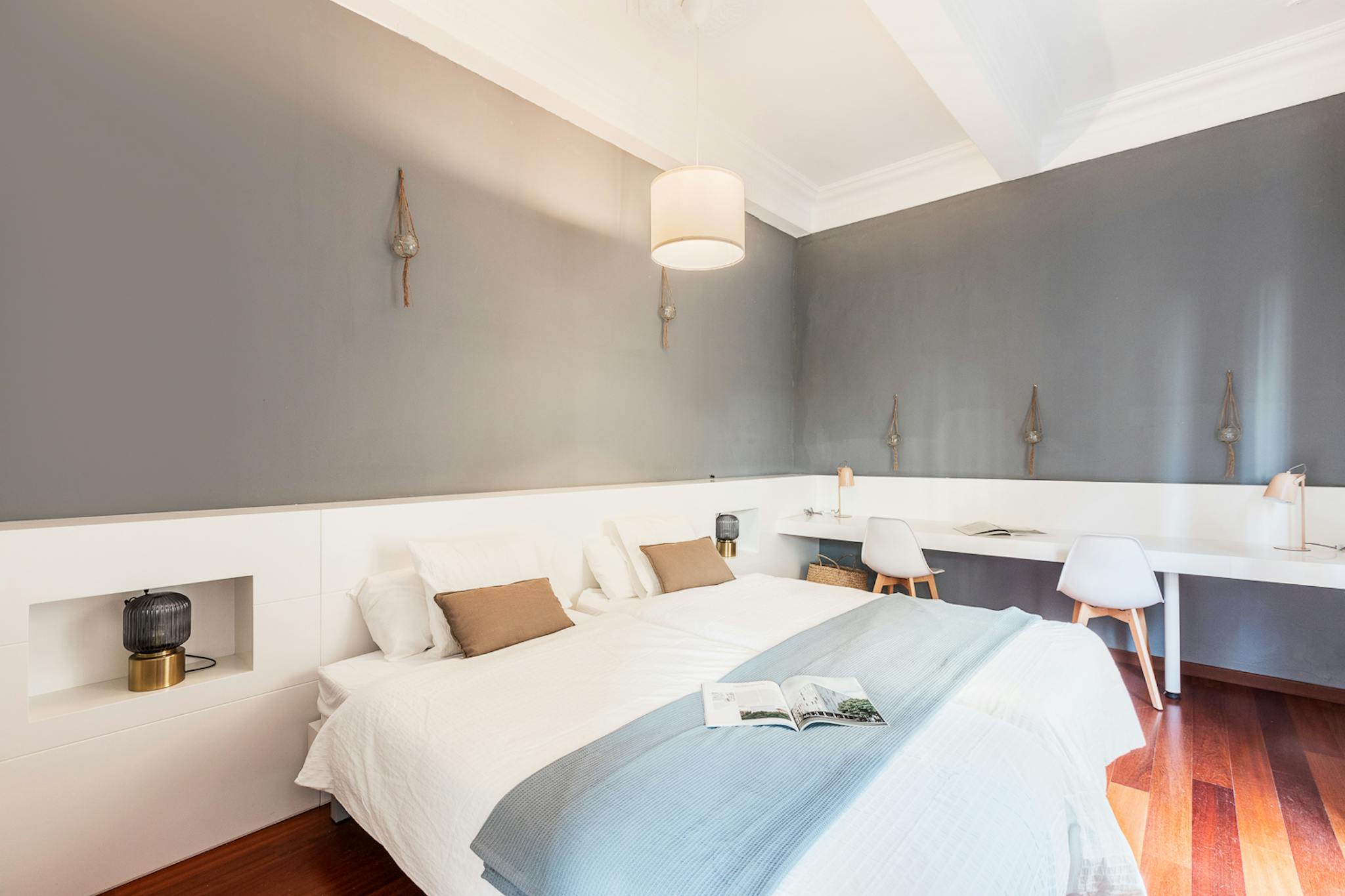 Calle Navellos, Valencia preview