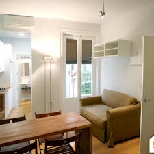 Apartment for rent for €900 per month in Madrid, Calle de la Manzana