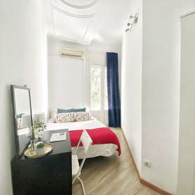 Private room for rent for €630 per month in Madrid, Glorieta de Quevedo