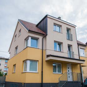 Privé kamer for rent for € 270 per month in Ljubljana, Proletarska cesta