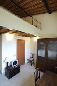Apartamento para alugar por € 600 por mês em Siena, Via Fiorentina