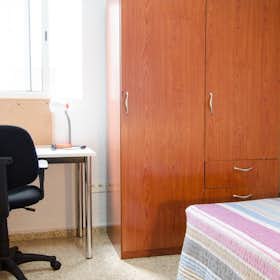 Private room for rent for €320 per month in Valencia, Carrer de la Ciutat de Mula