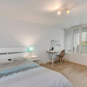 Private room for rent for €780 per month in Schaerbeek, Avenue Milcamps