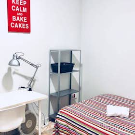 WG-Zimmer for rent for 420 € per month in Sevilla, Calle Porvenir