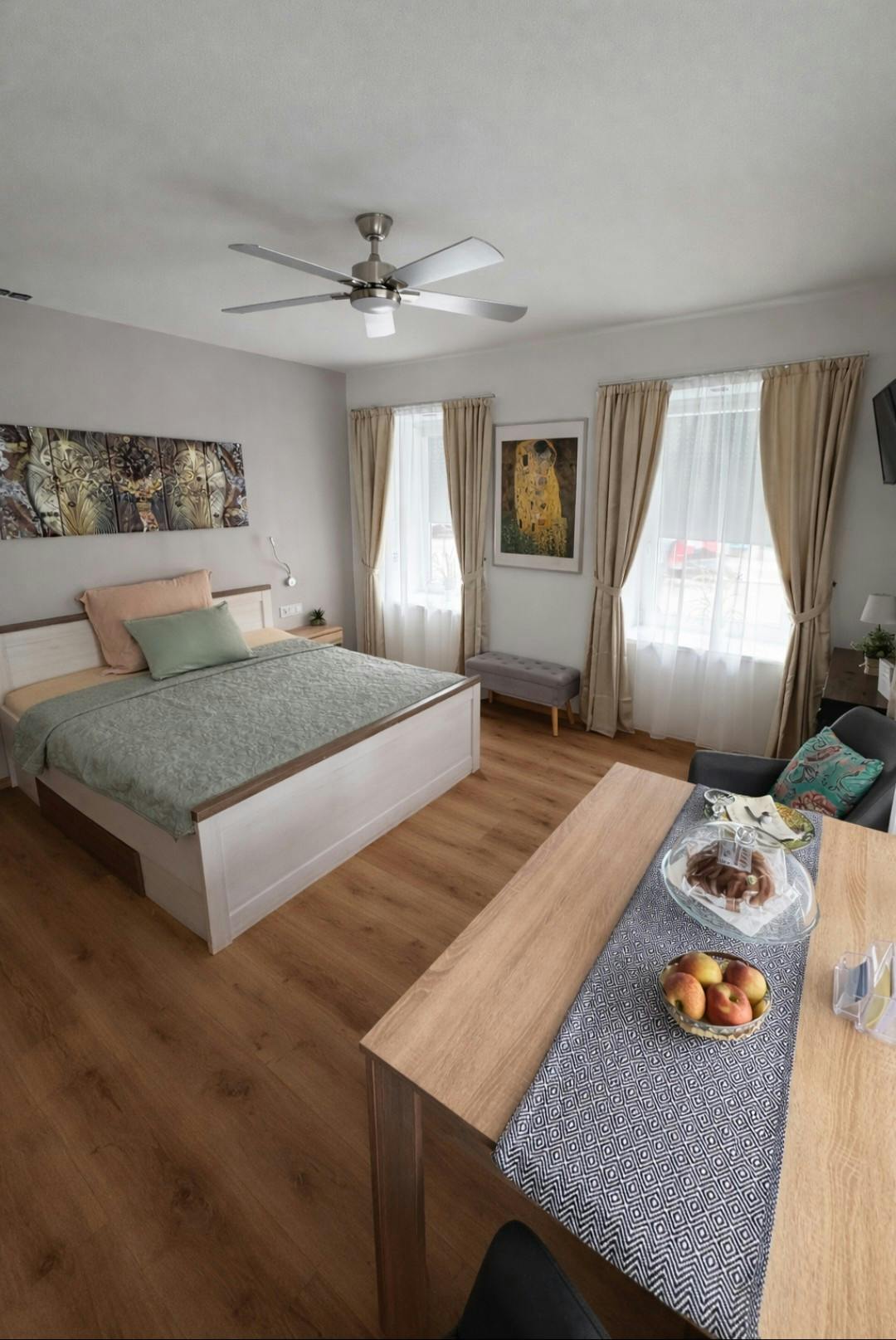 Tivoligasse, Vienna preview