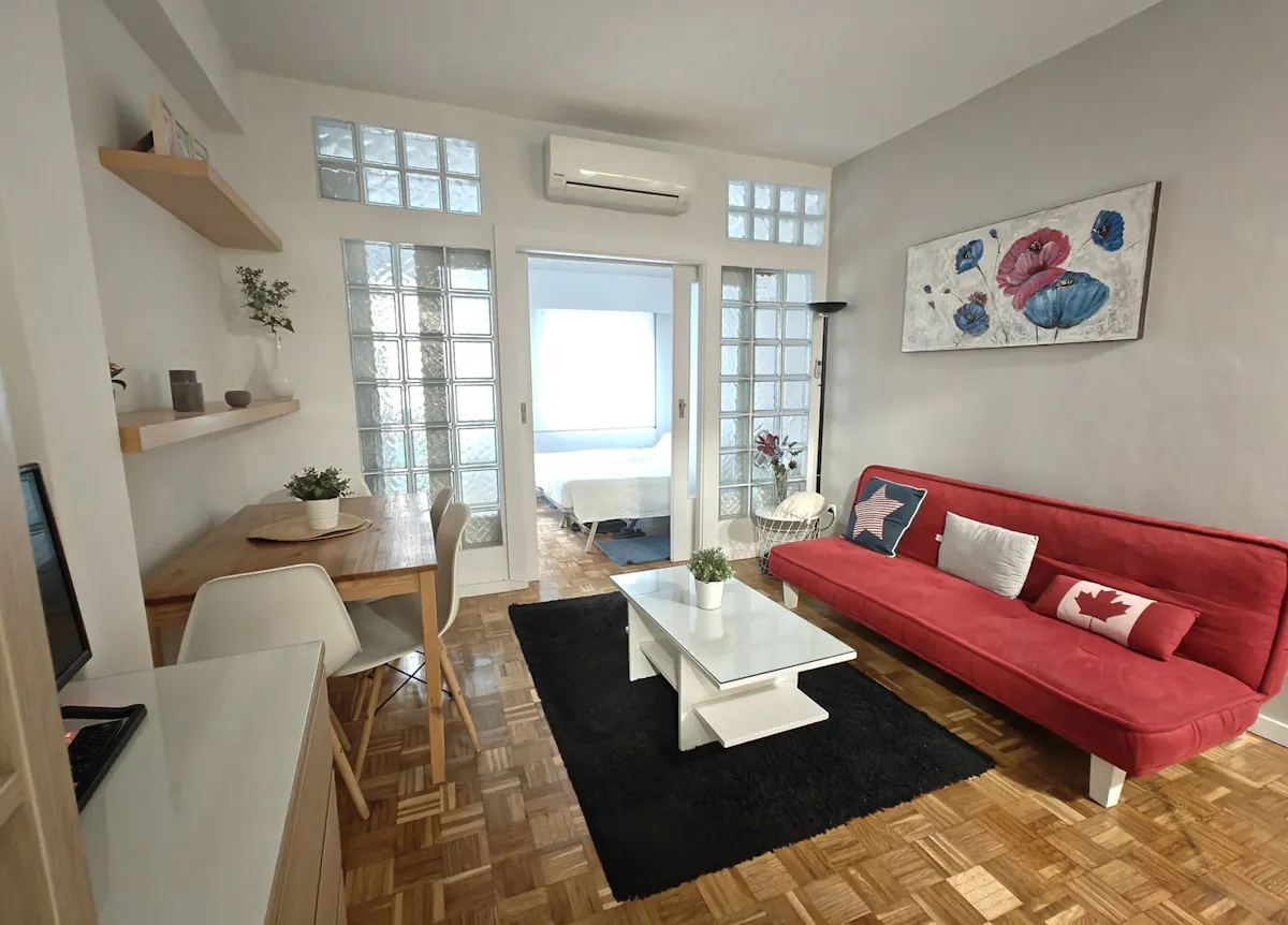 1-Bedroom Apartment in Calle de la Chinchilla, Madrid (1010237) ROOM