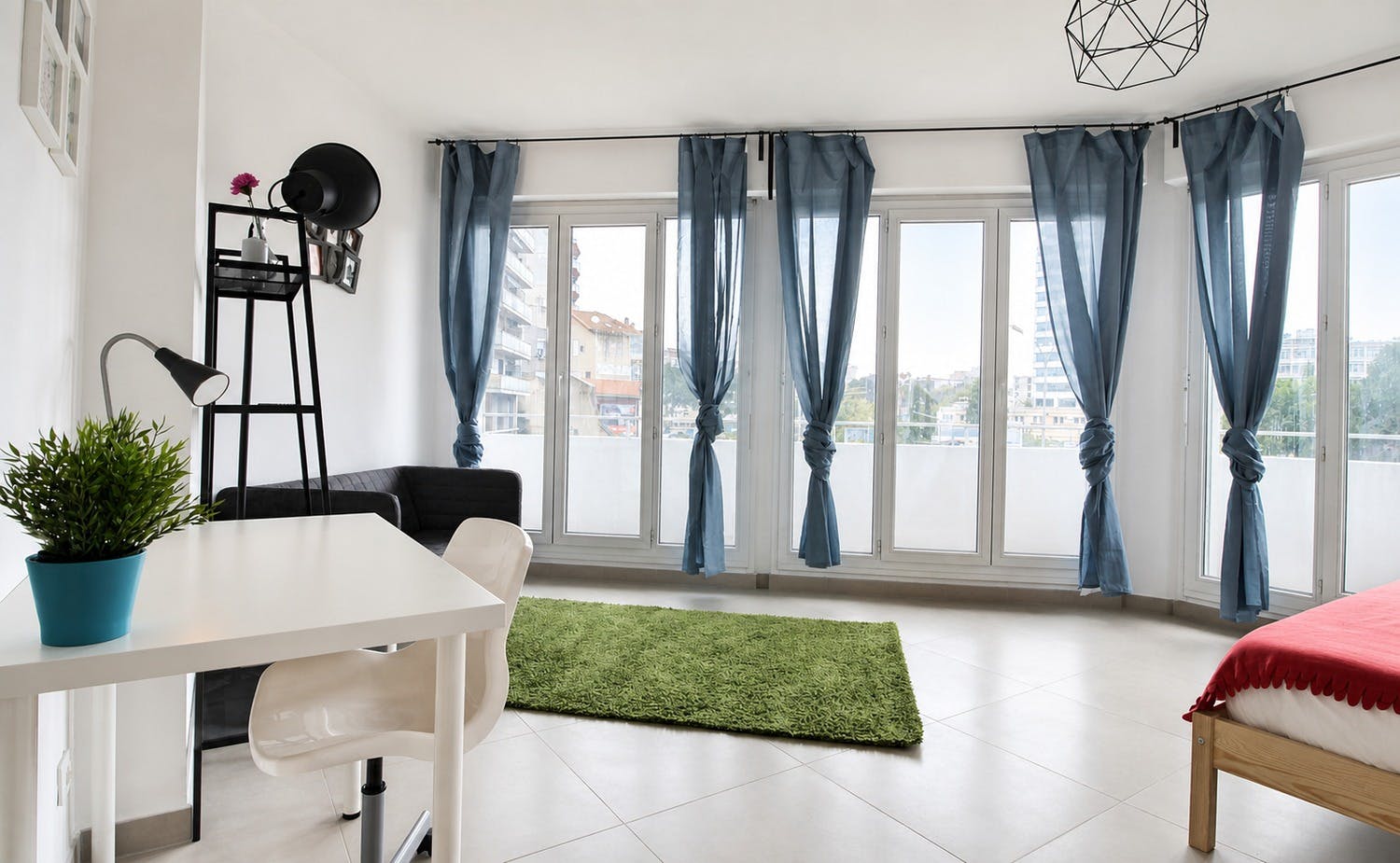 preview gallery tile