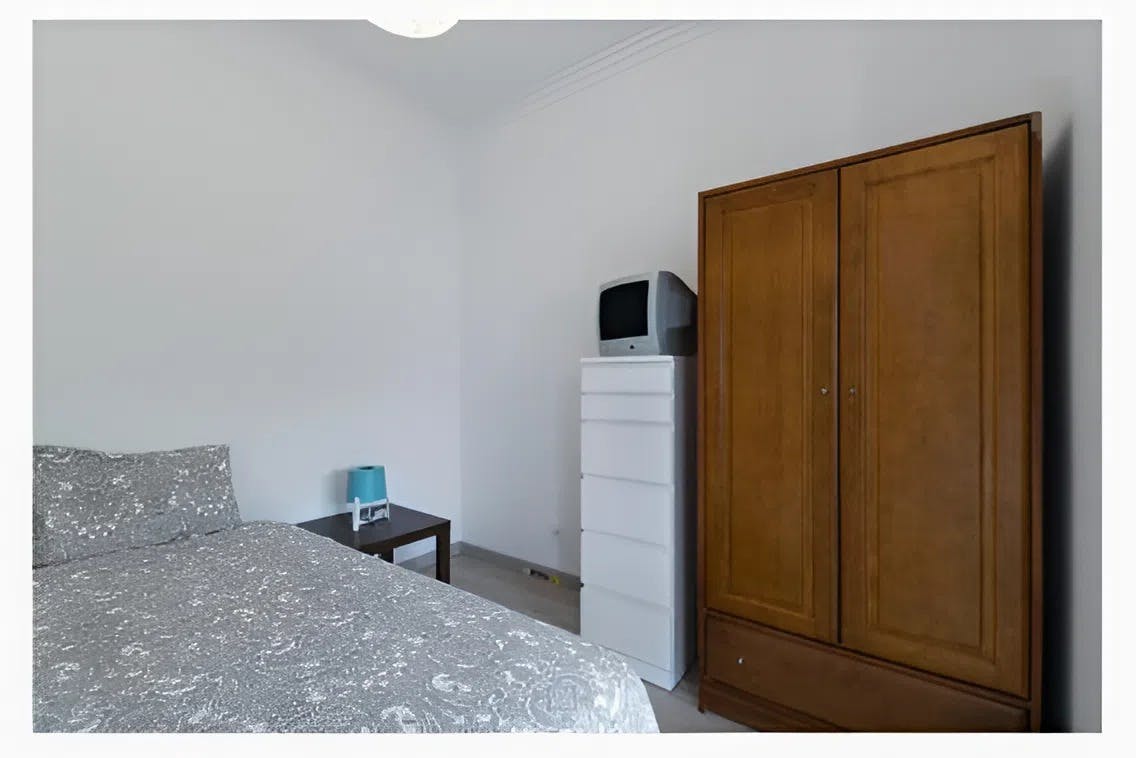 WG-Zimmer zu mieten für 450 € pro Monat in Amadora, Praceta das Roiçadas