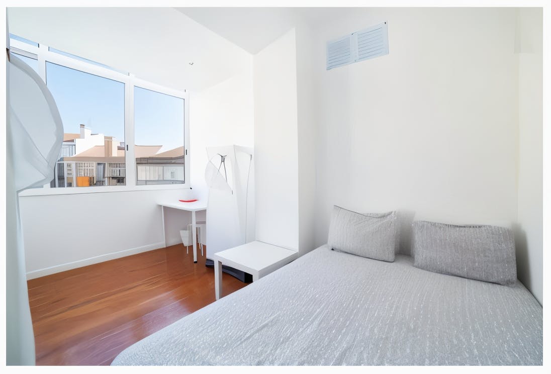 Private room for rent for €550 per month in Lisbon, Rua da Guiné