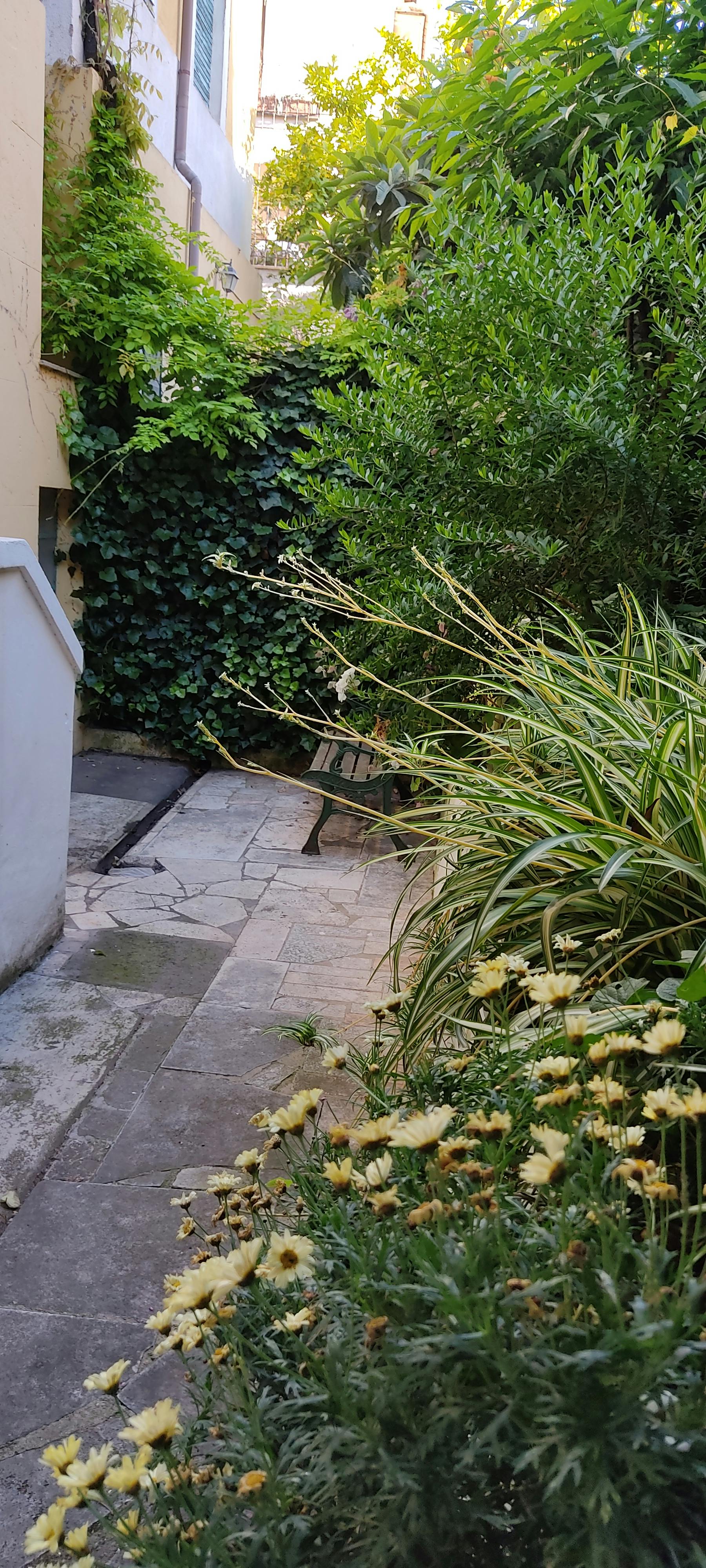 Apartment for rent for €1,700 per month in Rome, Via Alghero