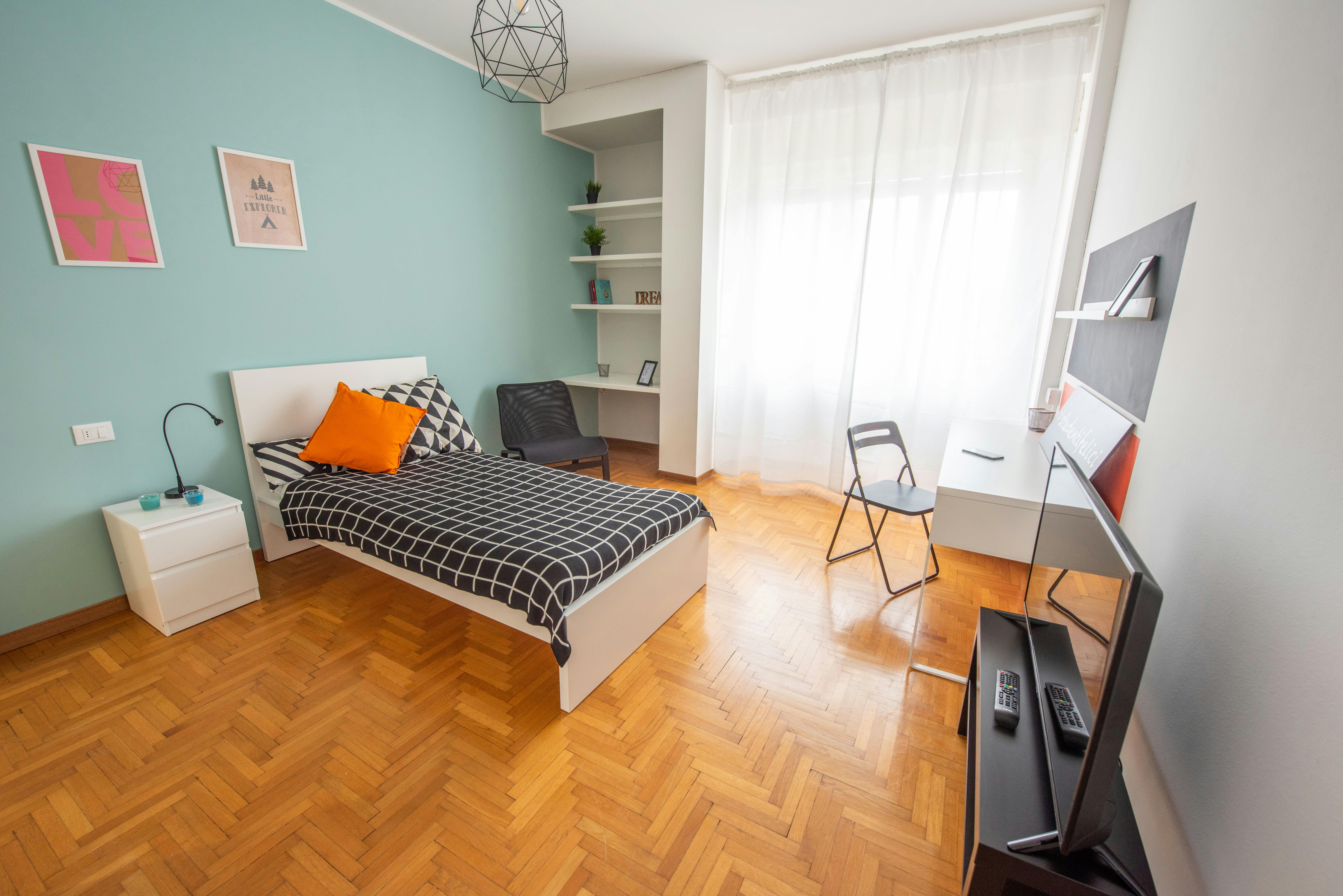 Private room for rent for €390 per month in Udine, Via Savorgnana