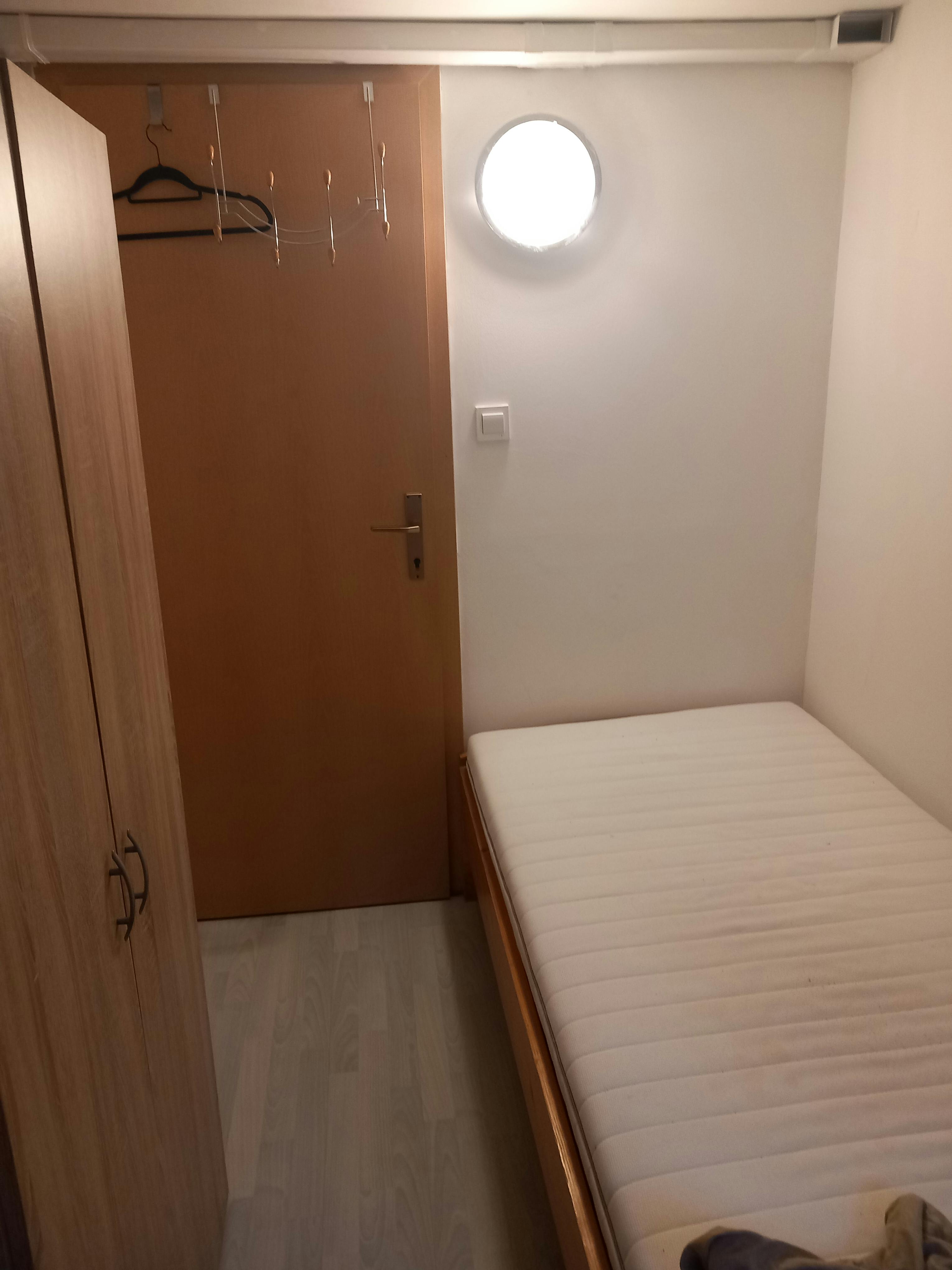 WG-Zimmer zu mieten für 470 € pro Monat in Ljubljana, Triglavska ulica