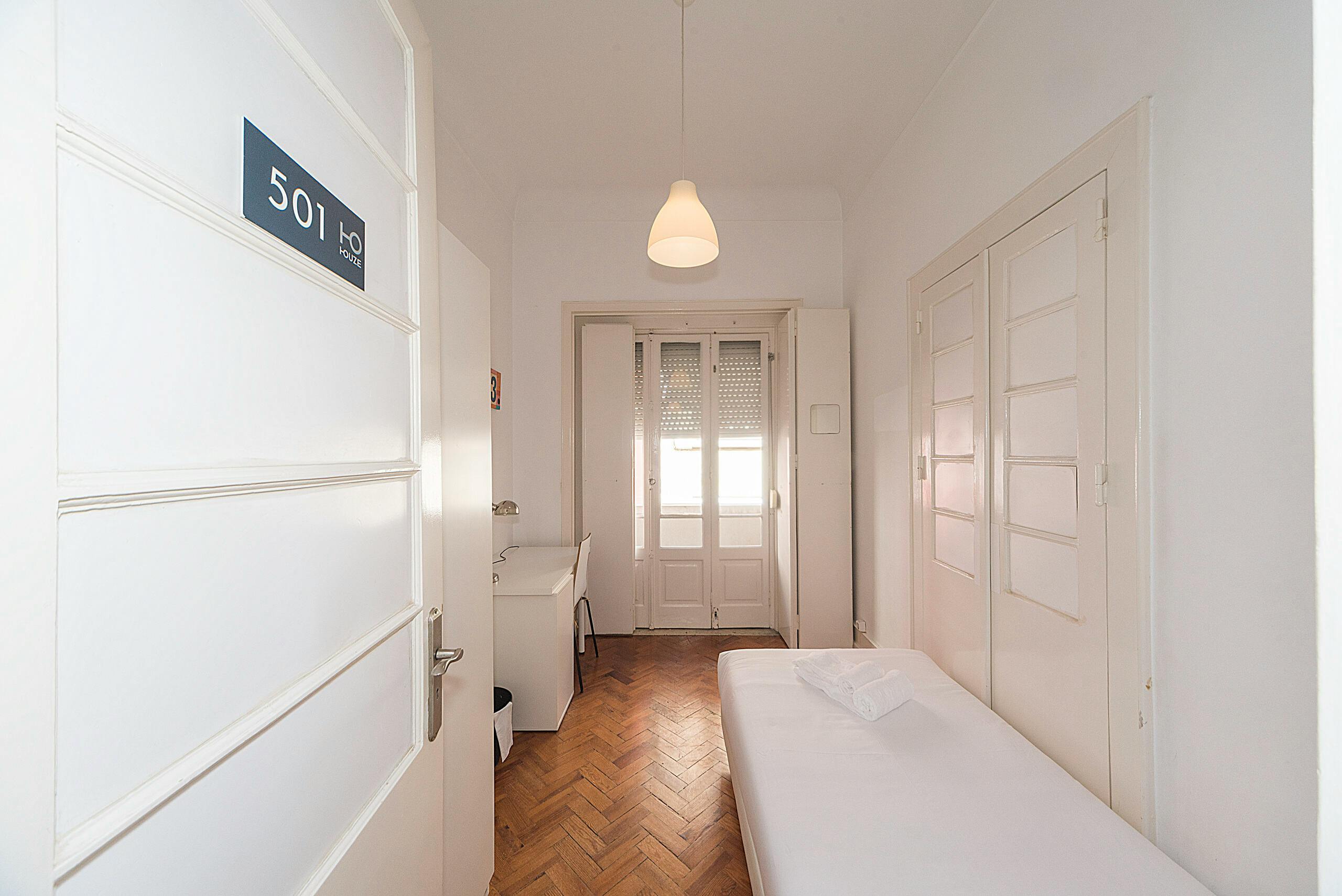Single room Lisbon, 13m² — photo 25