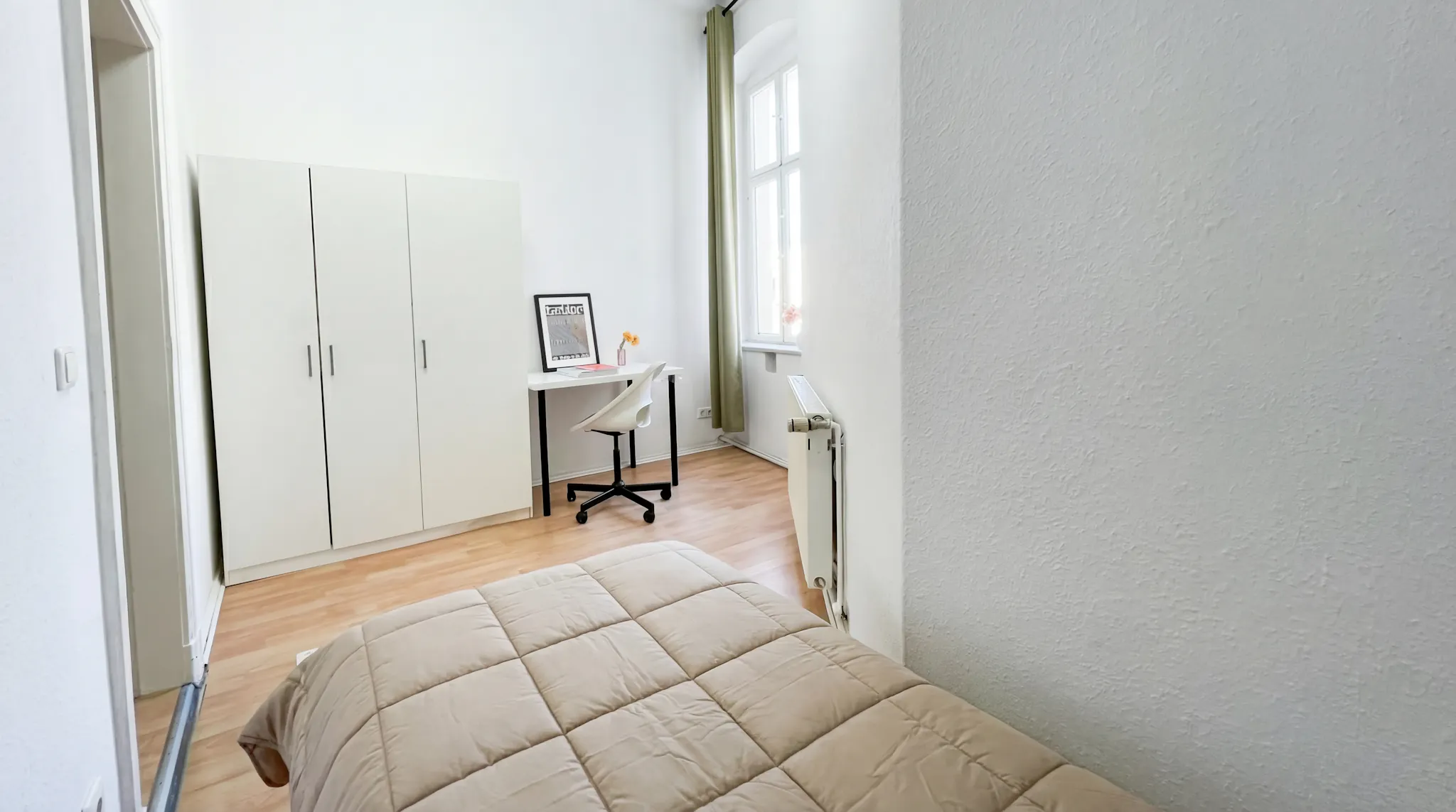 Bochumer Straße, Berlin preview