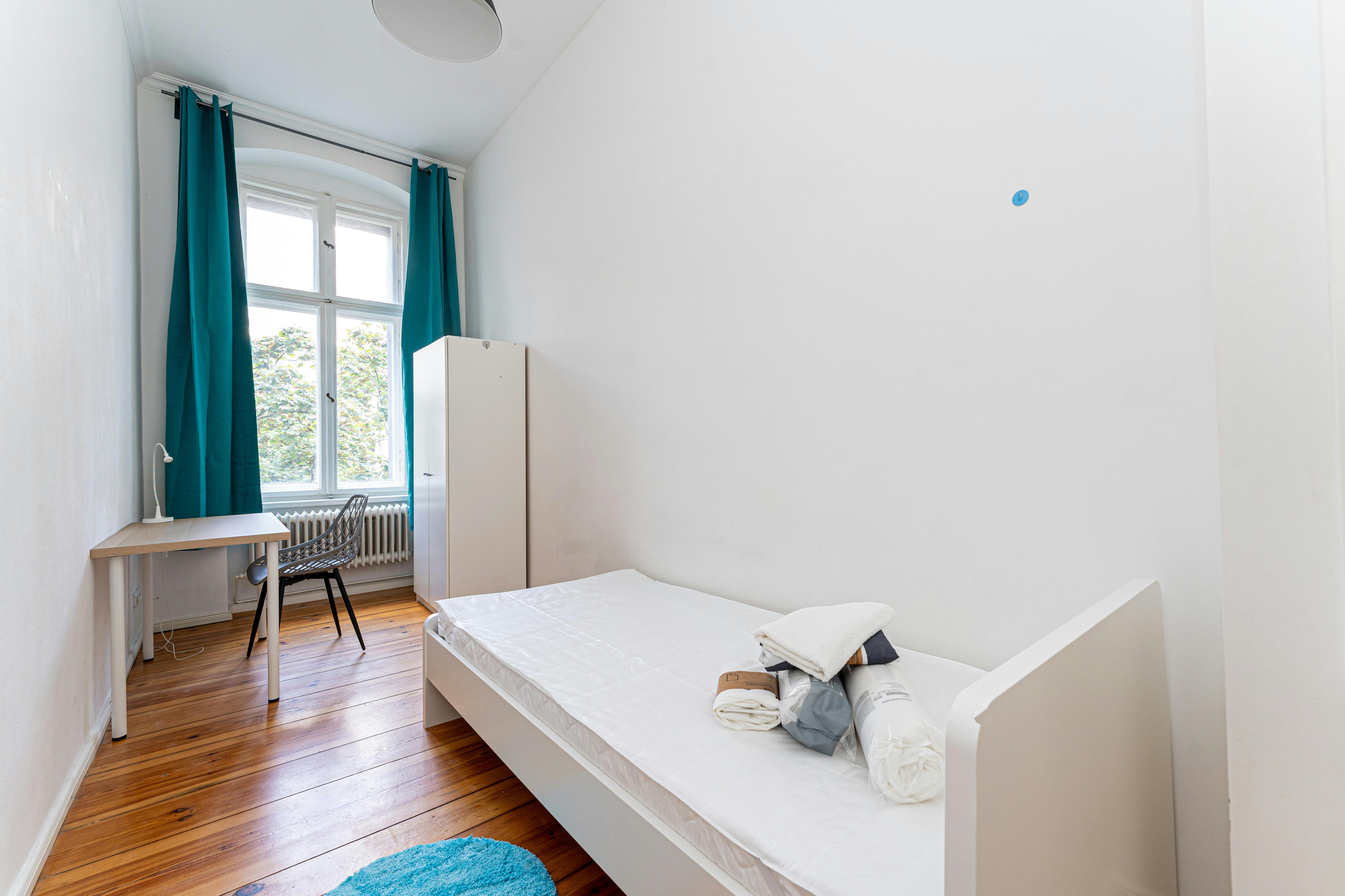 Private room for rent for €615 per month in Berlin, Kaiser-Friedrich-Straße