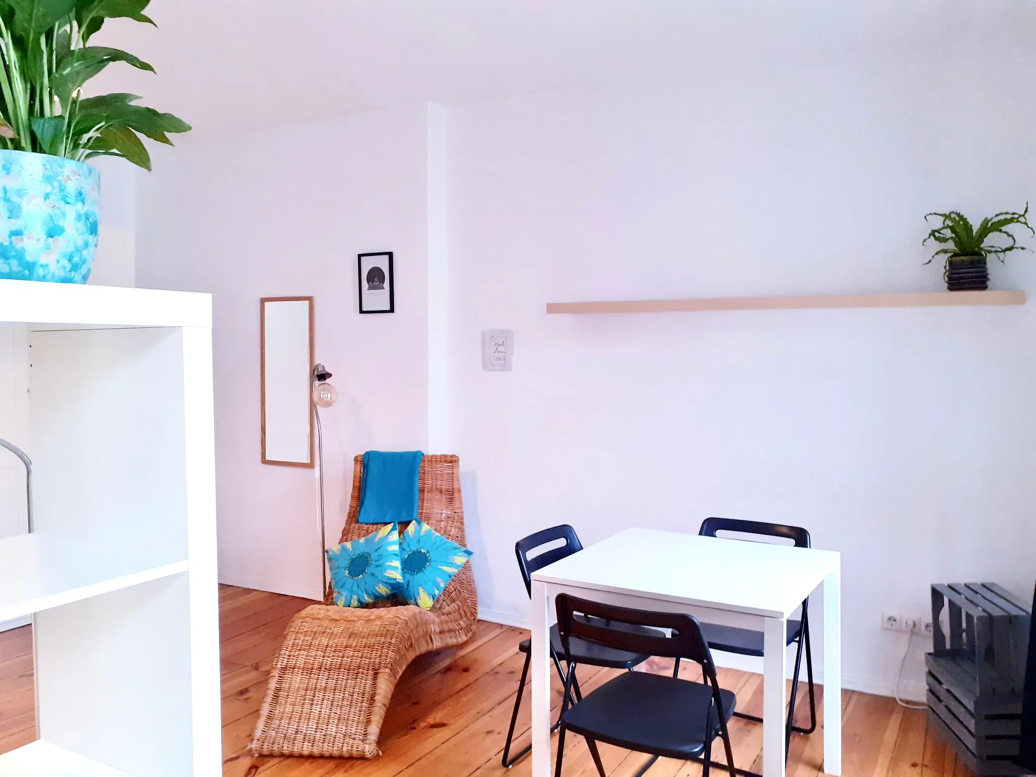 Schillerstraße, Berlin preview