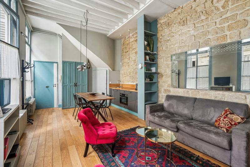 Rue Sainte-Croix-de-la-Bretonnerie, Paris preview