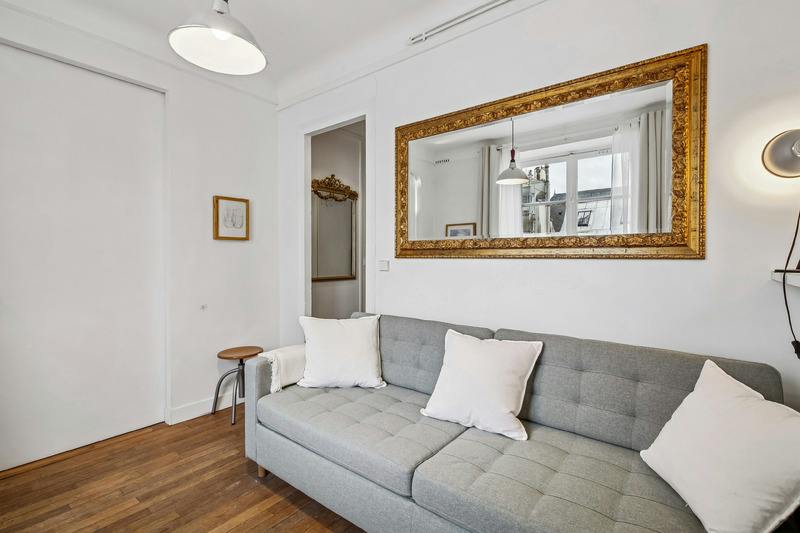 1-Bedroom Apartment in Rue Saint-Antoine, Paris (1029870) room image 2
