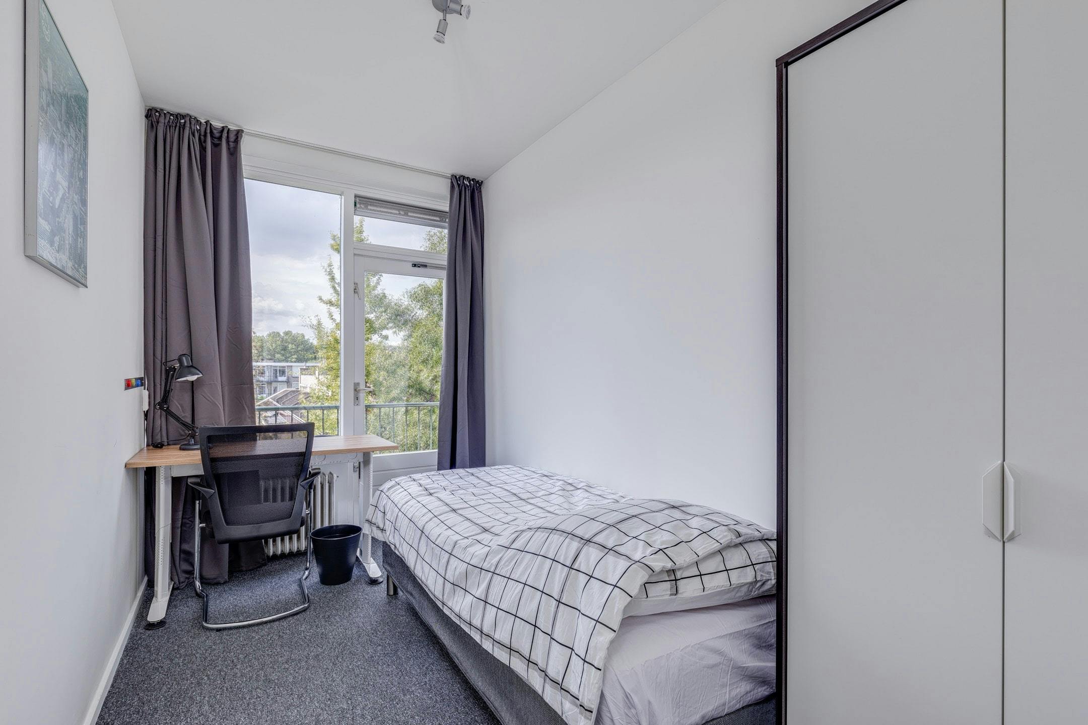 私人房间 正在以 €640 的月租出租，其位于 Rotterdam, Aernt Bruunstraat