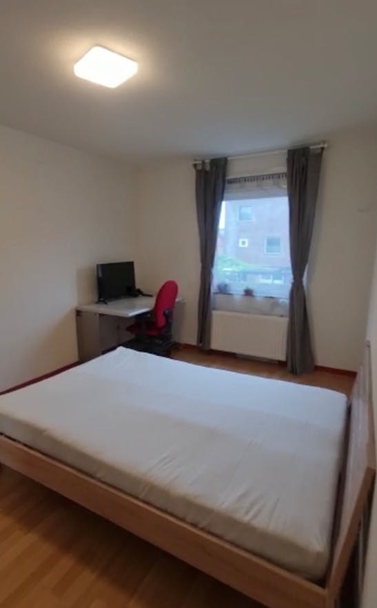 View photo 1/5 of studio in Almere