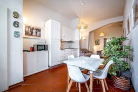 Apartment for rent for €1,300 per month in Florence, Via Cimabue