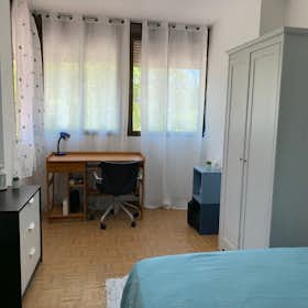 Private room for rent for €340 per month in Getafe, Calle Jiménez e Iglesias