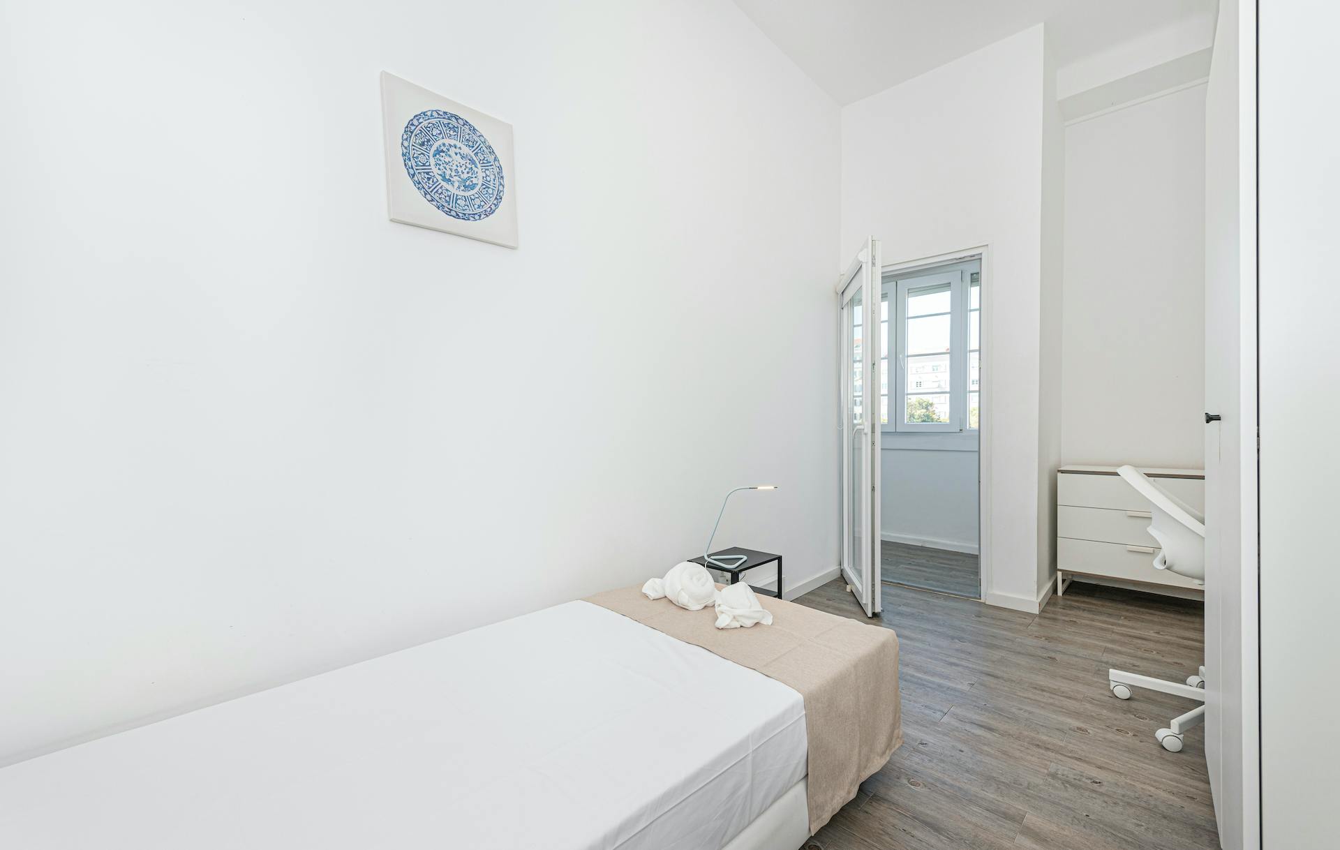 Private room in Alameda Dom Afonso Henriques, Lisbon (1034426) room image 1