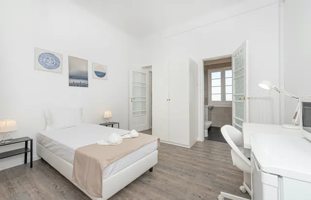 Apartment in Alameda Dom Afonso Henriques, Lisbon (1034428) room image 2
