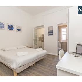 单间公寓 正在以 €835 的月租出租，其位于 Lisbon, Alameda Dom Afonso Henriques