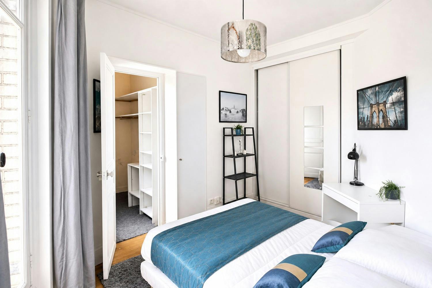 Avenue Daumesnil, Paris preview