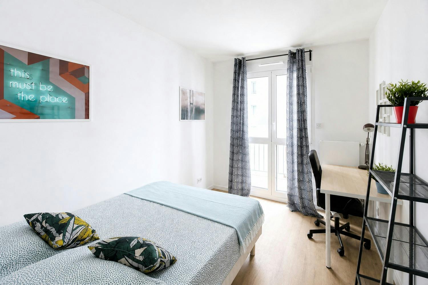 Rue Mozart, Clichy preview