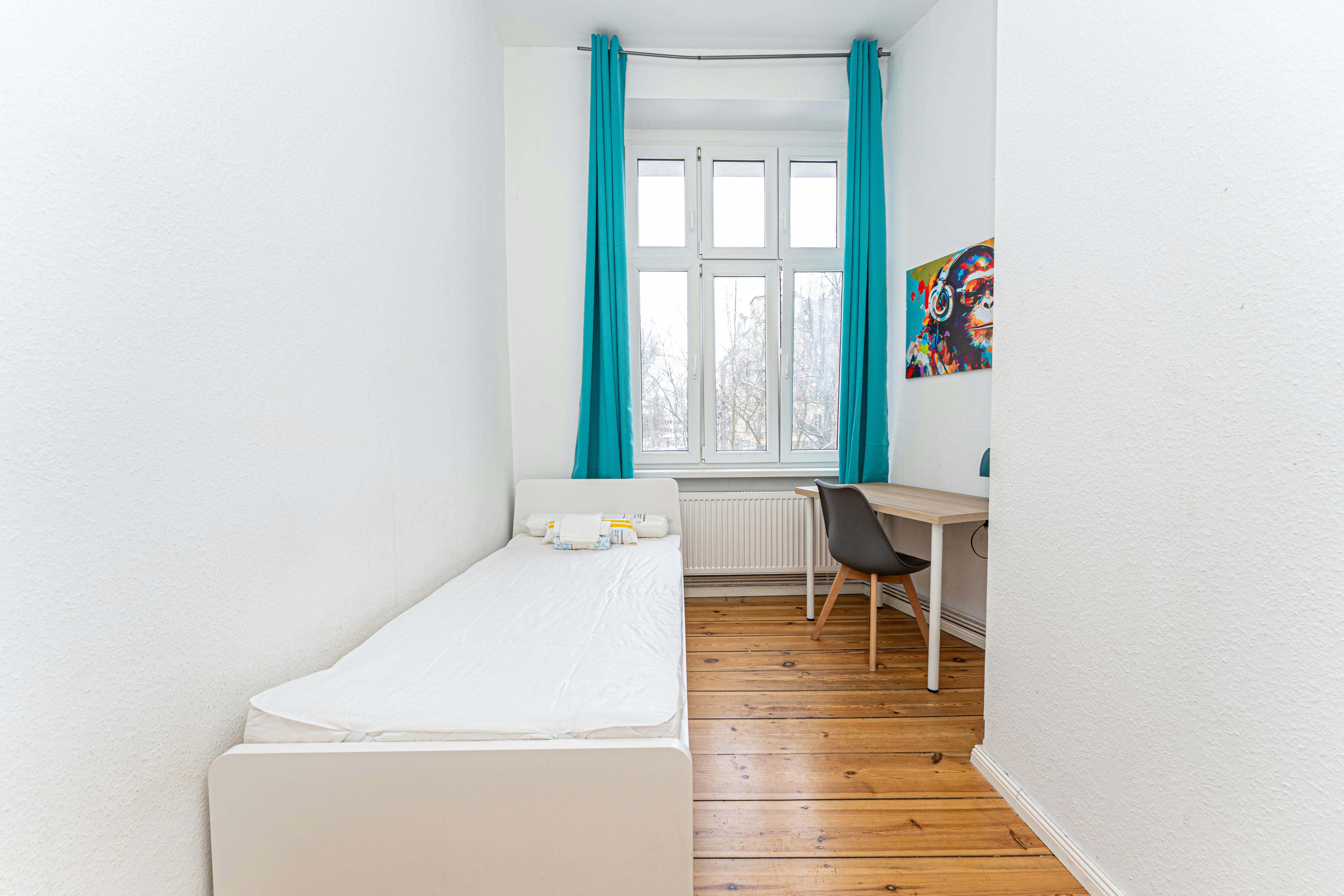 WG-Zimmer zu mieten für 615 € pro Monat in Berlin, Bornholmer Straße