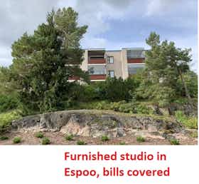 Appartement te huur voor € 840 per maand in Espoo, Maininkitie