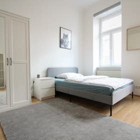 Apartment for rent for €740 per month in Vienna, Karl-Walther-Gasse