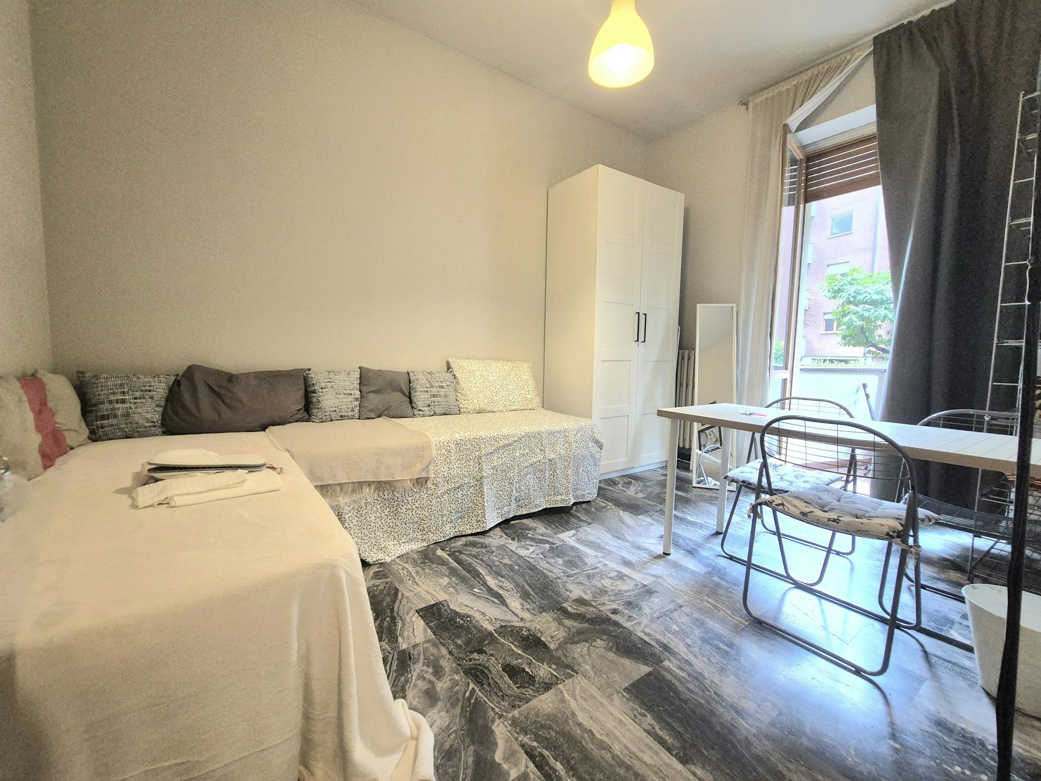 Via dell'Assunta, Milan preview