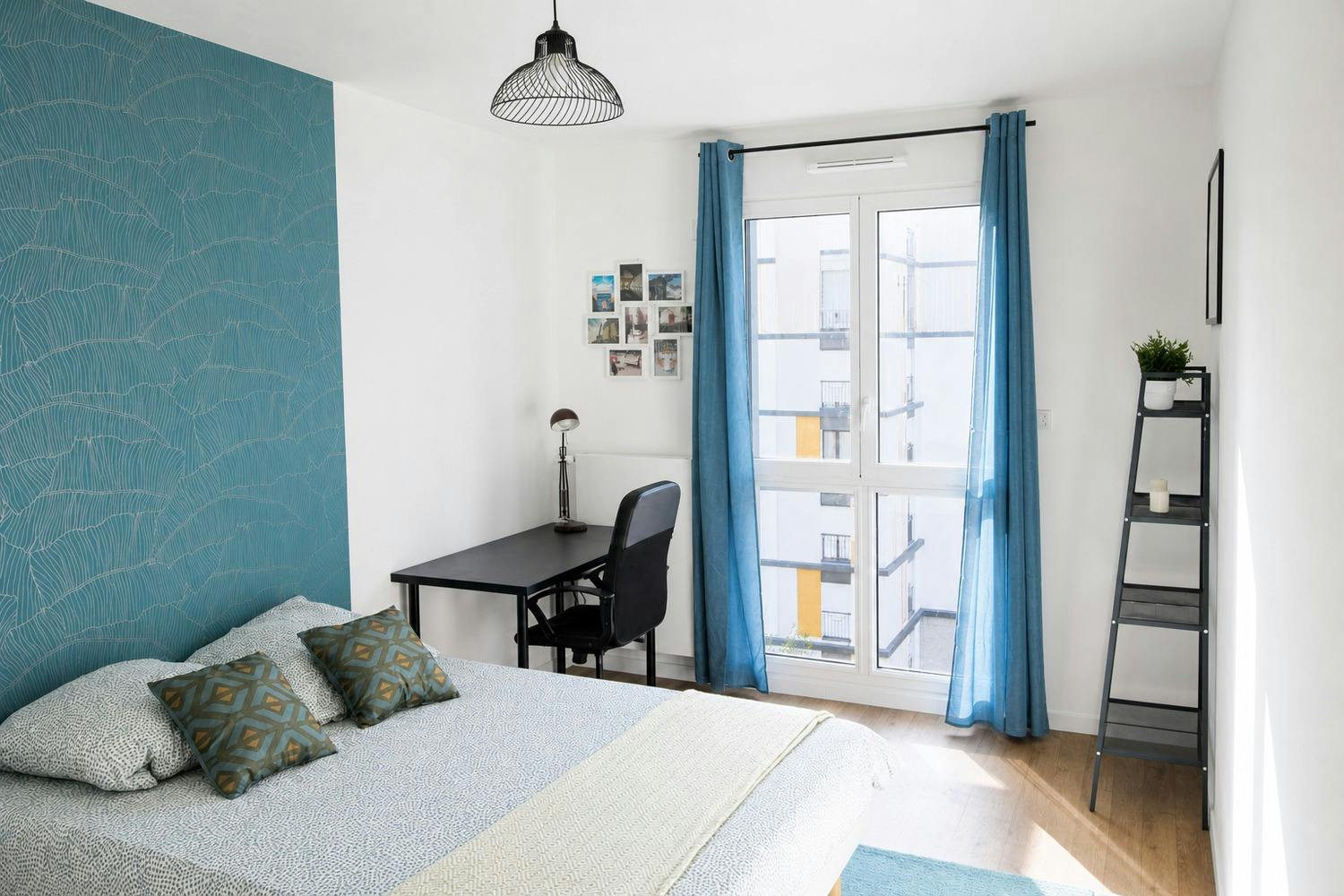 Rue Mozart, Clichy preview