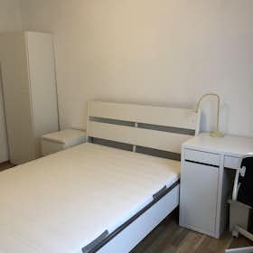 Private room for rent for €550 per month in Vienna, Erdbergstraße