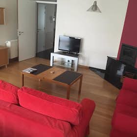 Appartamento for rent for 2.000 € per month in Schaerbeek, Rue Marcel Marien