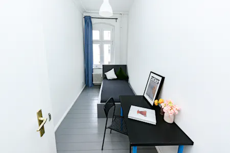 Private room for rent on Kottbusser Damm, Berlin, Berlin