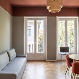 Apartment for rent for €1,850 per month in Milan, Via Ariberto