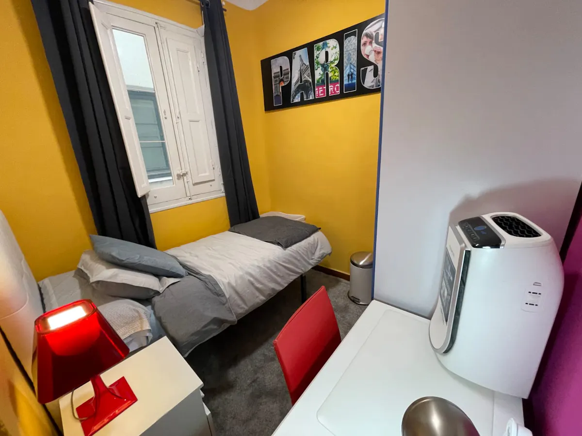 Private room in Calle de José Ortega y Gasset, Madrid (1043832) ROOM