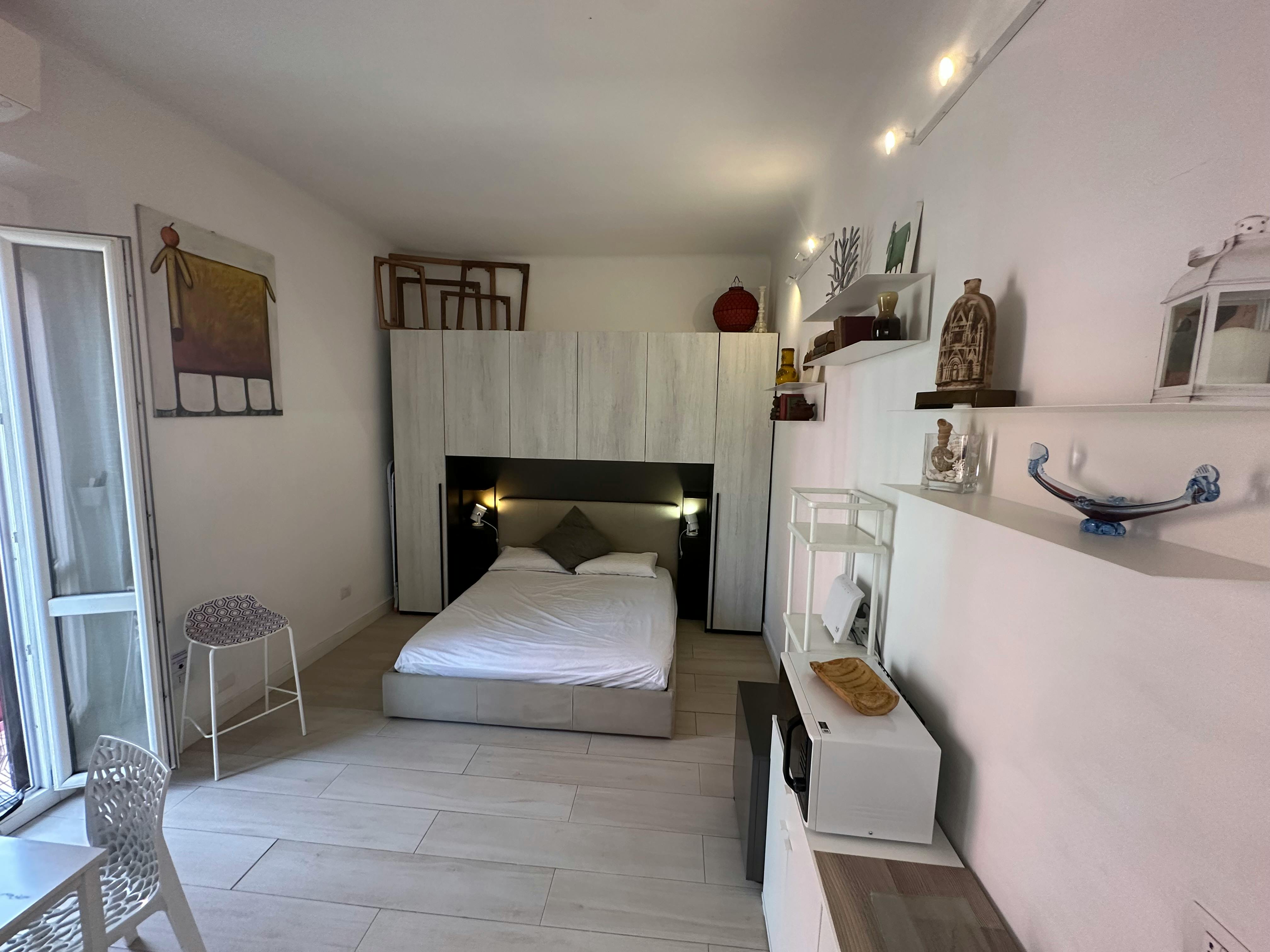 Studio à louer pour 790 €/mois à Milan, Via Antonio Mambretti