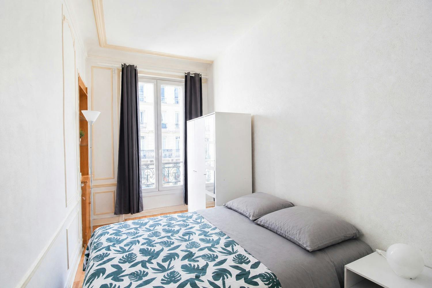 Rue du Faubourg Saint-Denis, Paris preview