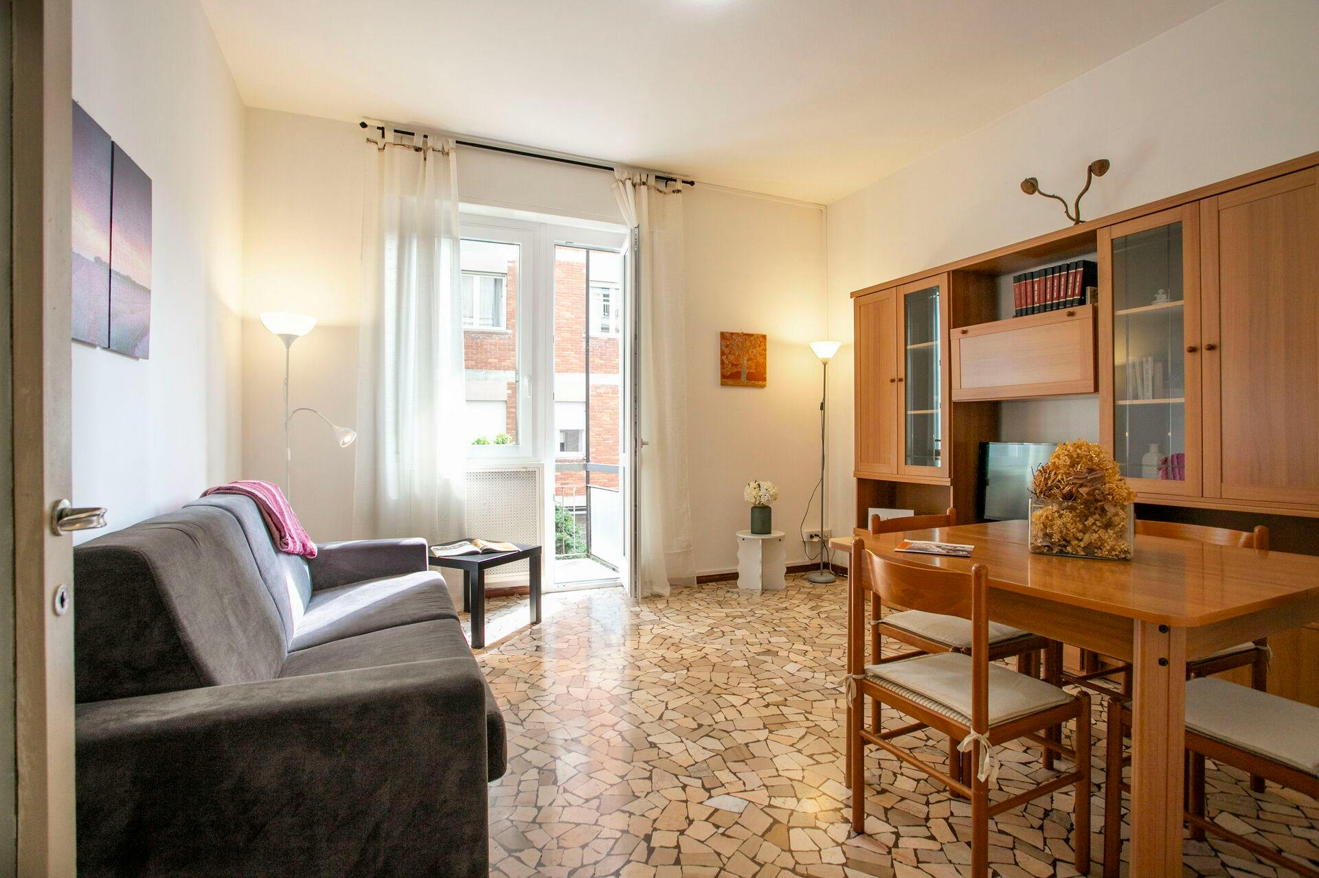 Wohnung zu mieten für 1.290 CHF pro Monat in Como, Via Don Luigi Guanella